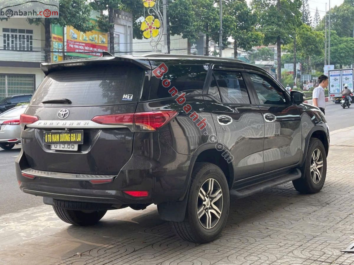 Bán ô tô Toyota Fortuner 2.4G 4x2 MT - 2017 - xe cũ