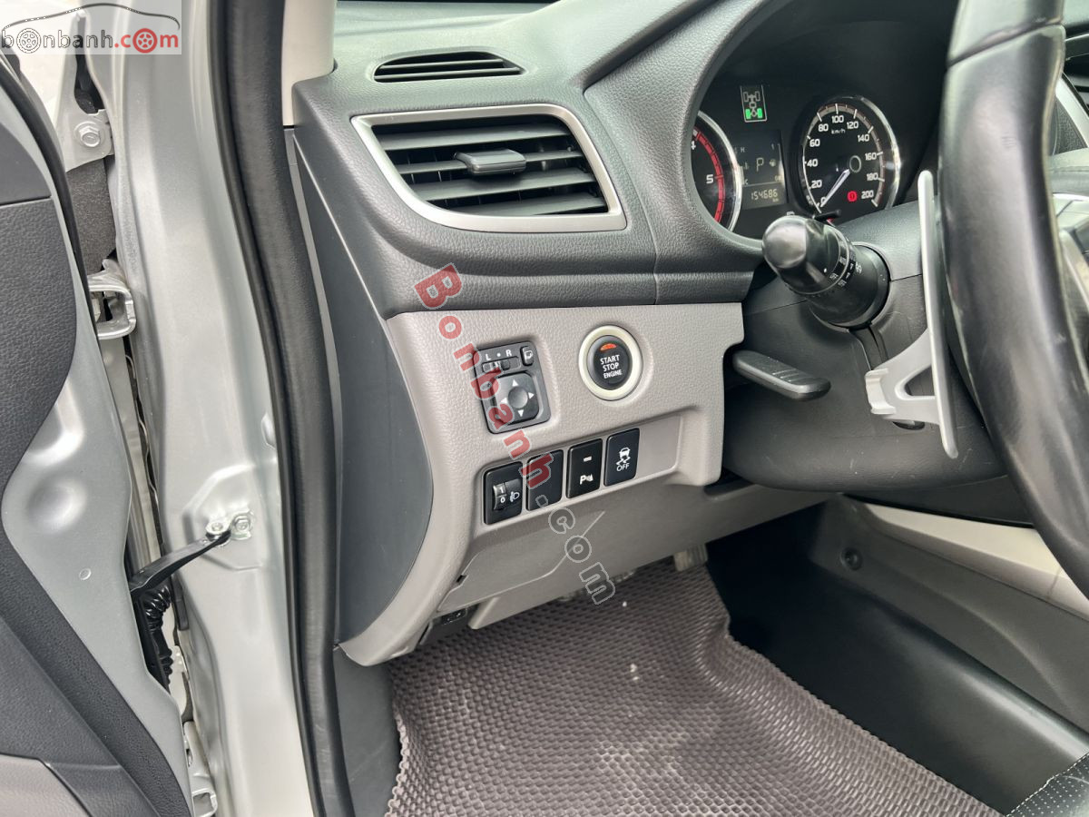 Bán ô tô Mitsubishi Triton 4x4 AT Mivec - 2018 - xe cũ