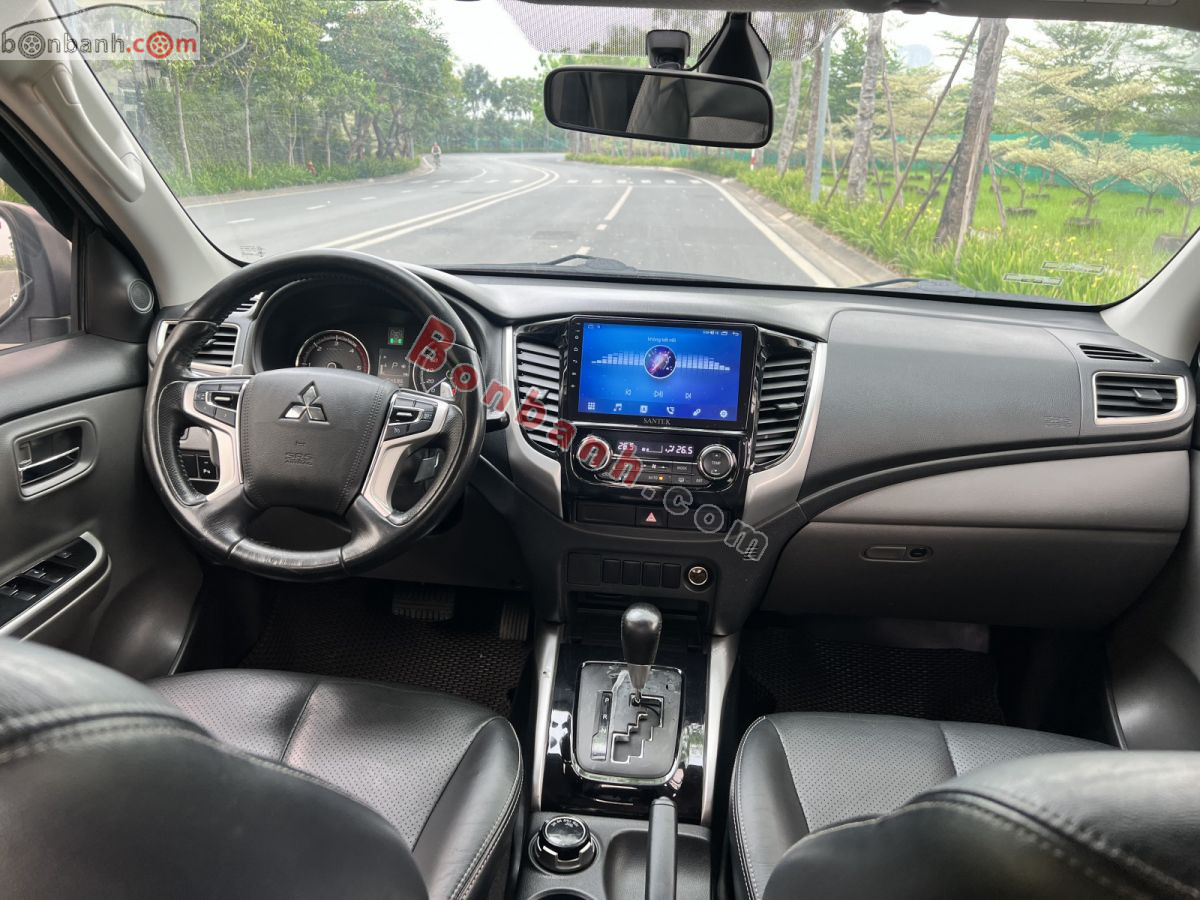 Bán ô tô Mitsubishi Triton 4x4 AT Mivec - 2018 - xe cũ