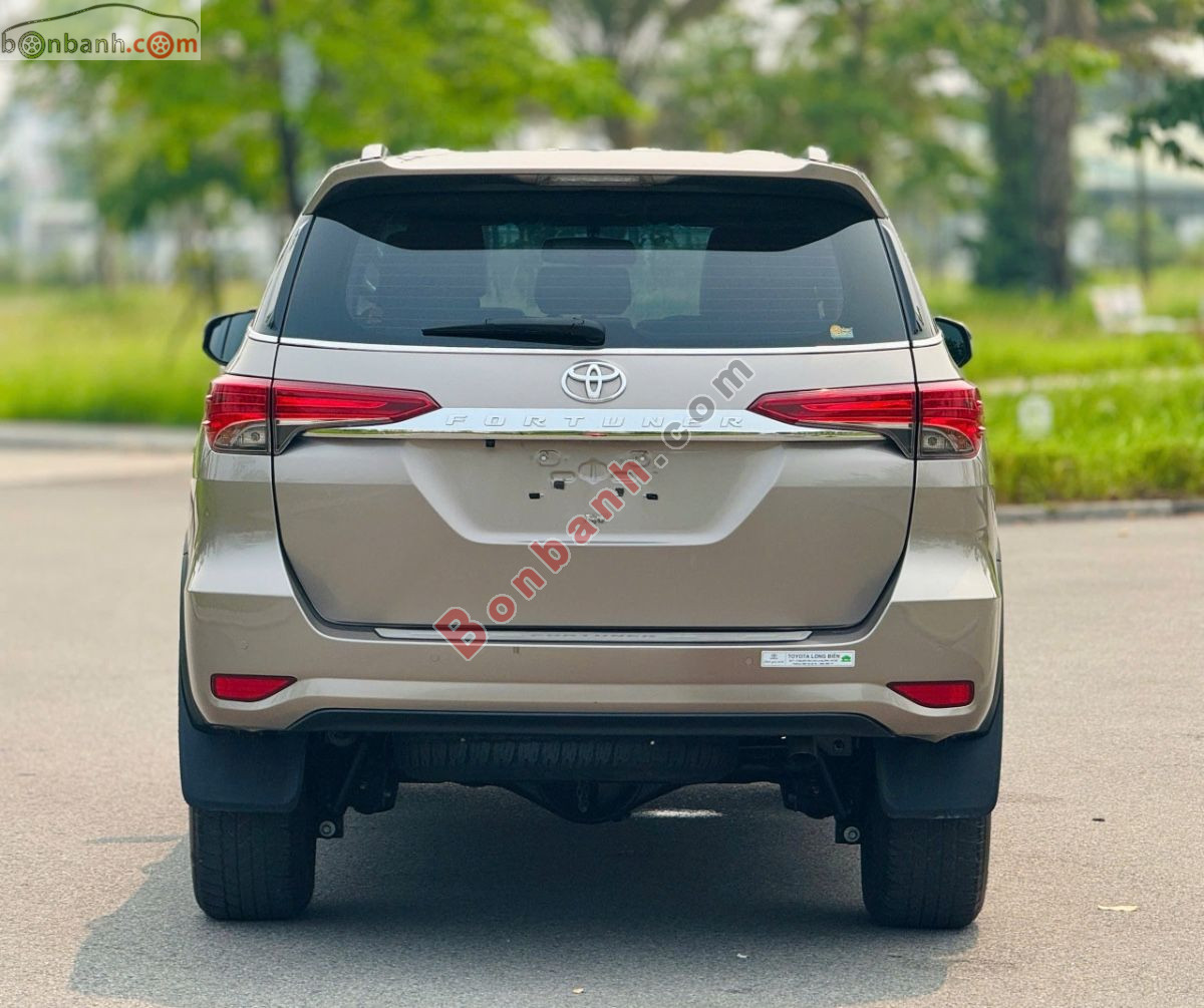 Bán ô tô Toyota Fortuner 2.4L 4x2 AT - 2022 - xe cũ