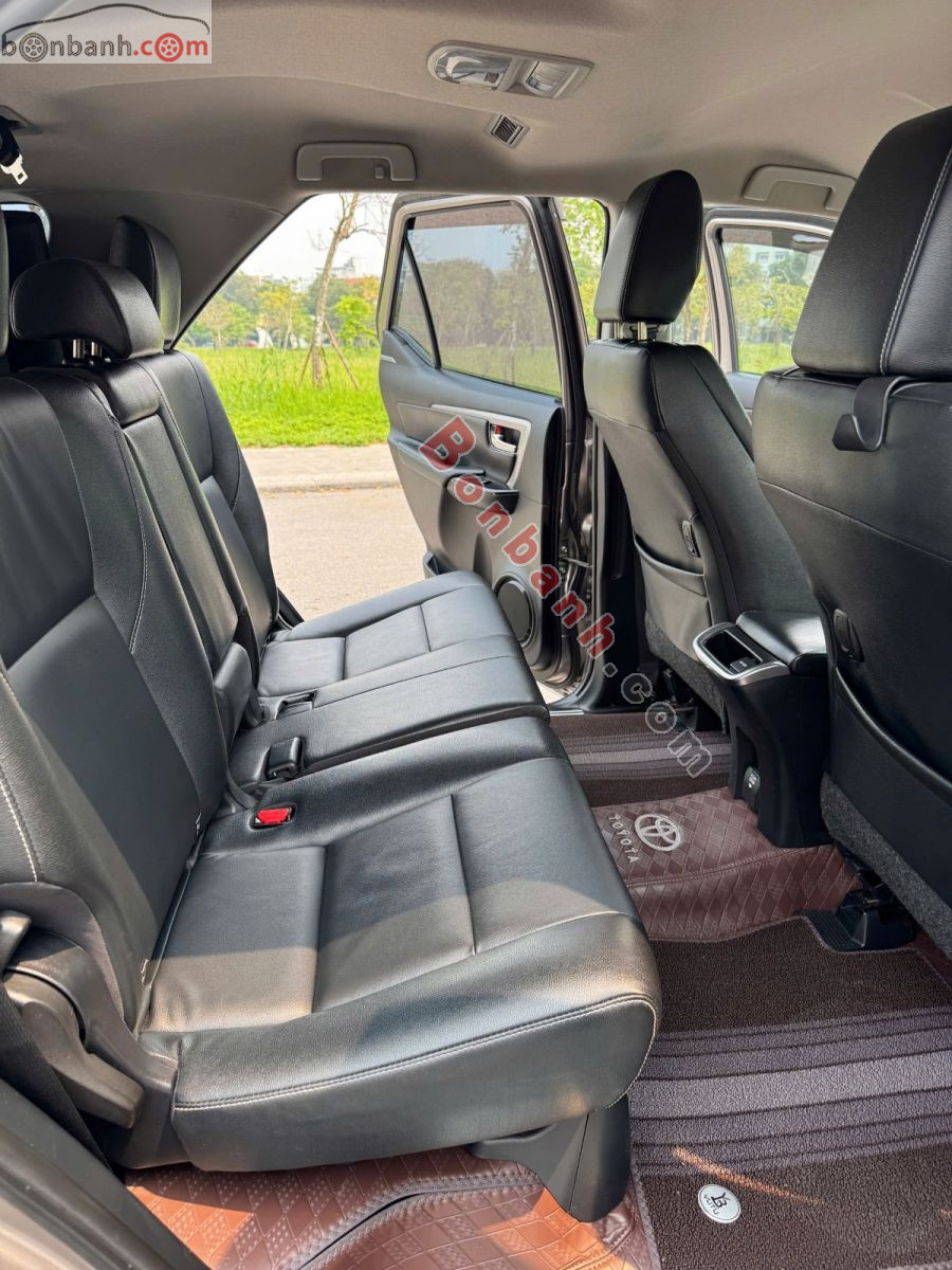 Bán ô tô Toyota Fortuner 2.4L 4x2 AT - 2022 - xe cũ