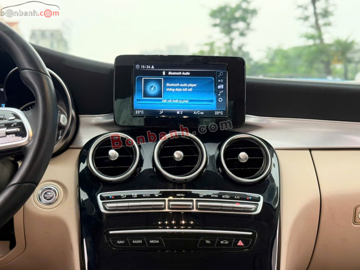 Bán ô tô Mercedes Benz C class C180 AMG - 2021 - xe cũ