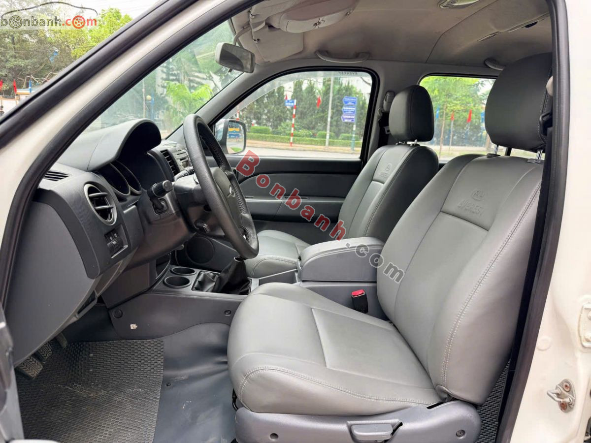 Bán ô tô Ford Everest 2.5L 4x2 MT - 2013 - xe cũ