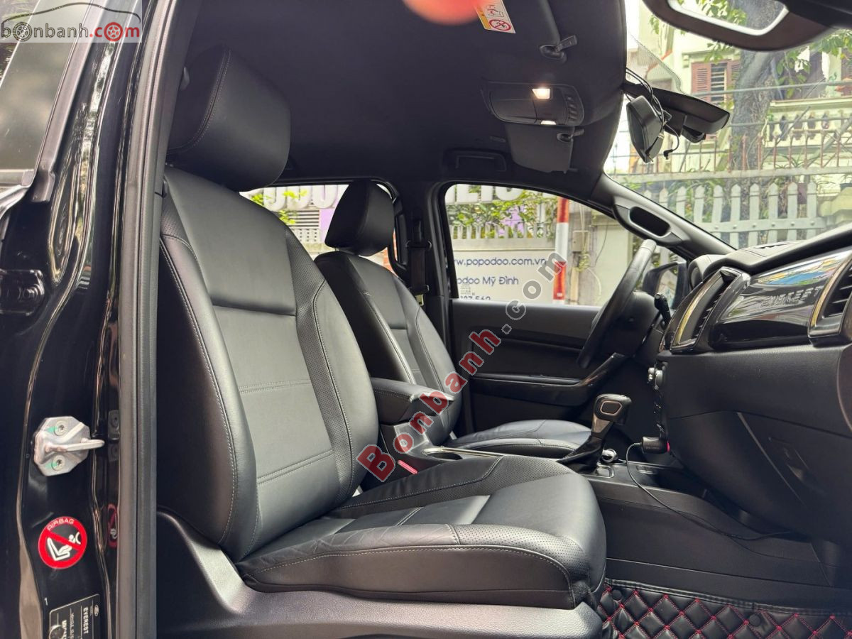 Bán ô tô Ford Everest Titanium 2.0L 4x2 AT - 2019 - xe cũ