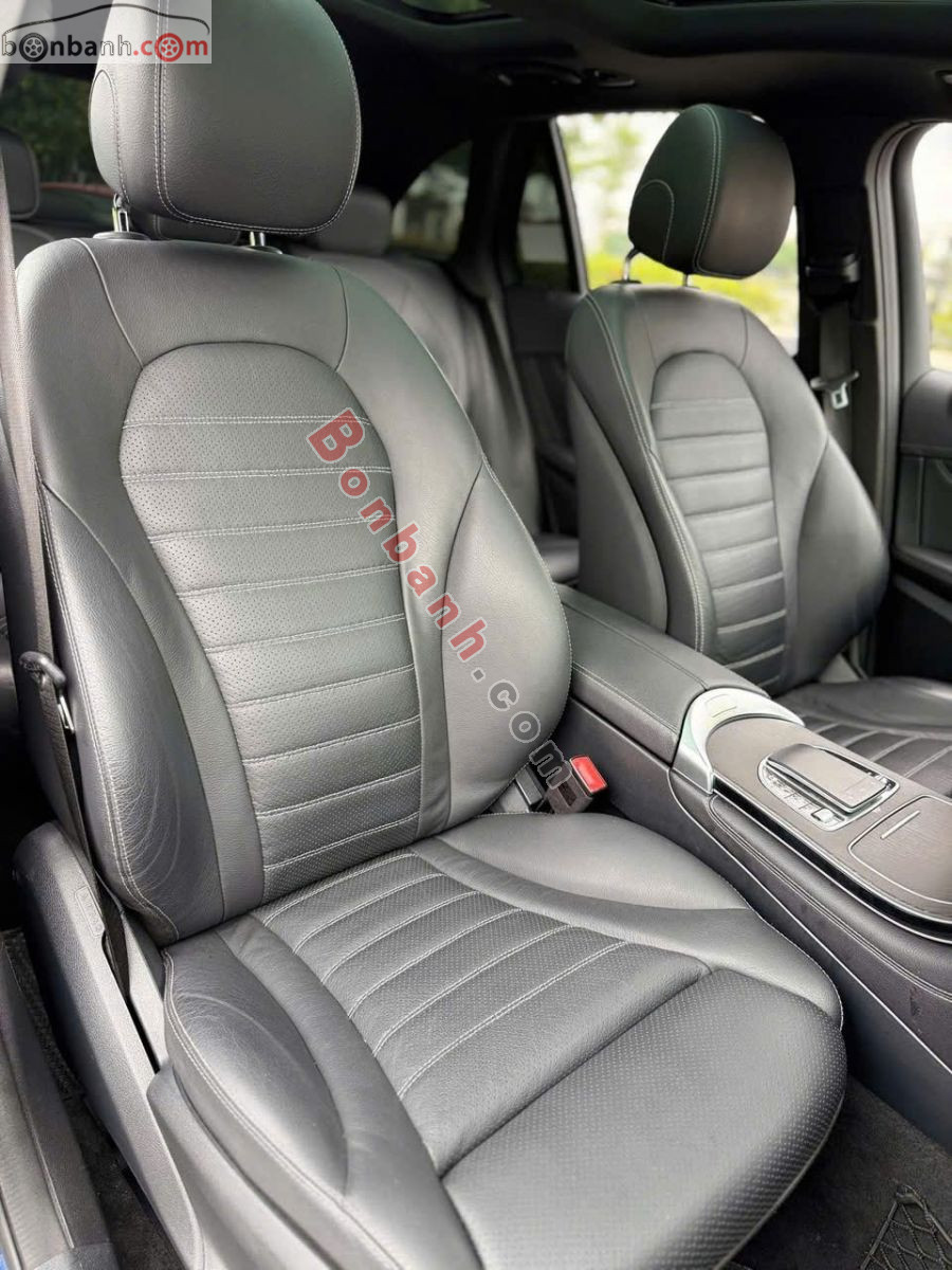 Bán ô tô Mercedes Benz GLC 300 4Matic - 2020 - xe cũ