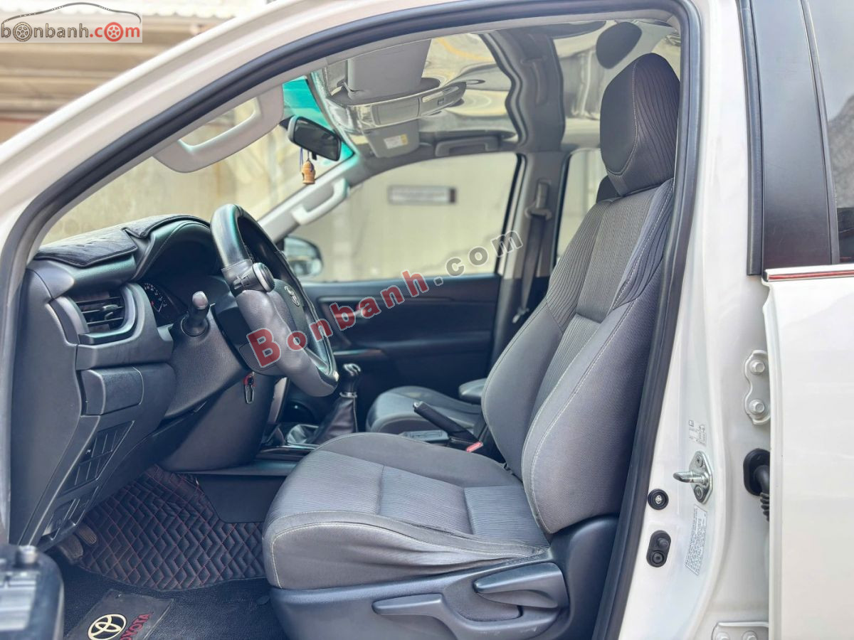 Bán ô tô Toyota Fortuner 2.4L 4x2 MT - 2022 - xe cũ
