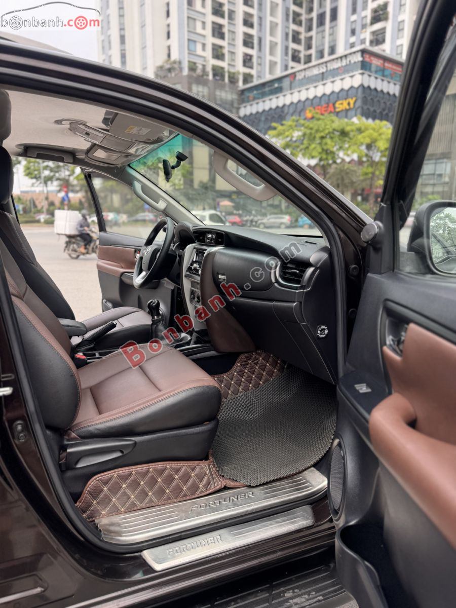 Bán ô tô Toyota Fortuner 2.4G 4x2 MT - 2017 - xe cũ