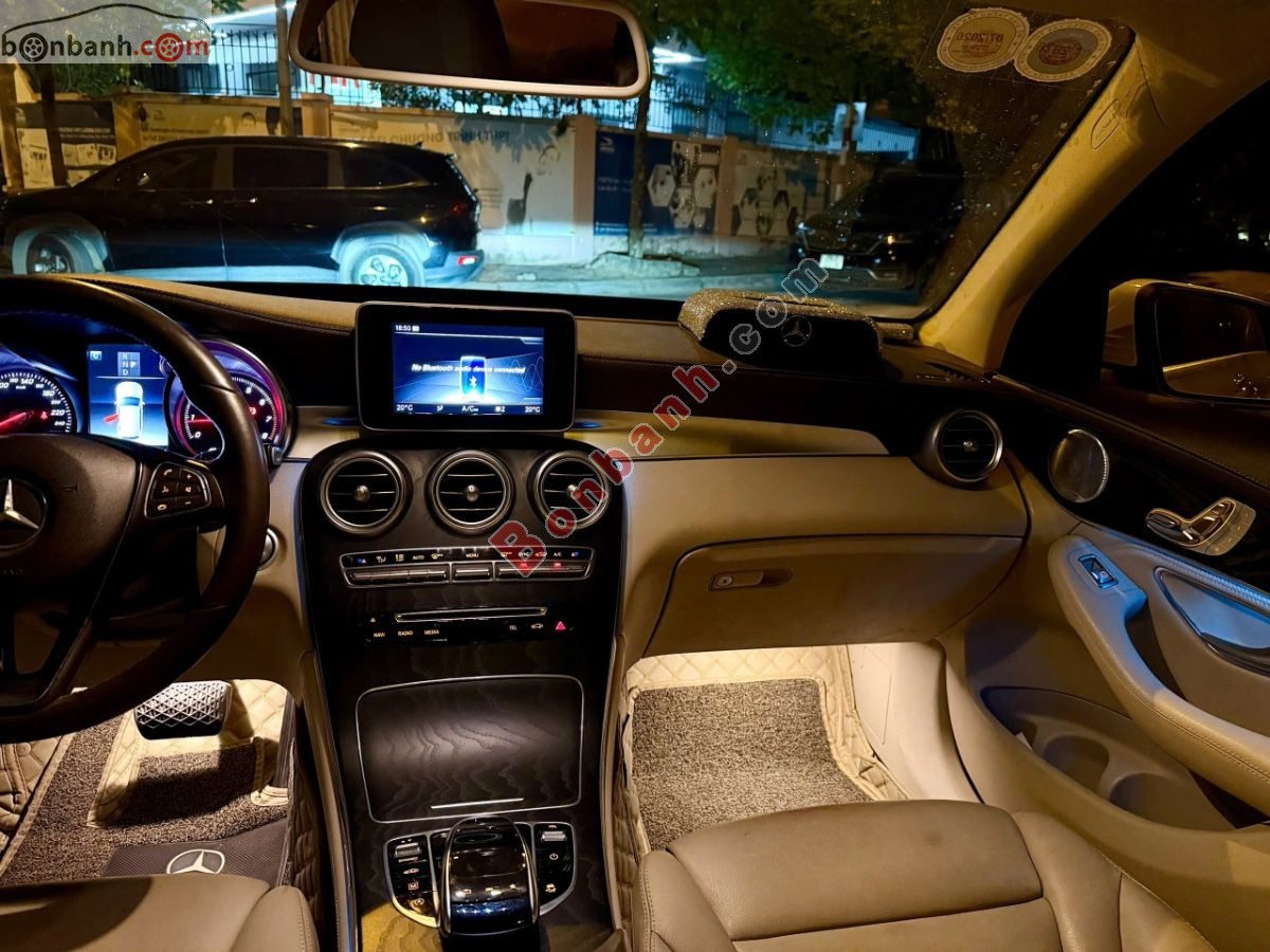 Bán ô tô Mercedes Benz GLC 300 4Matic - 2018 - xe cũ