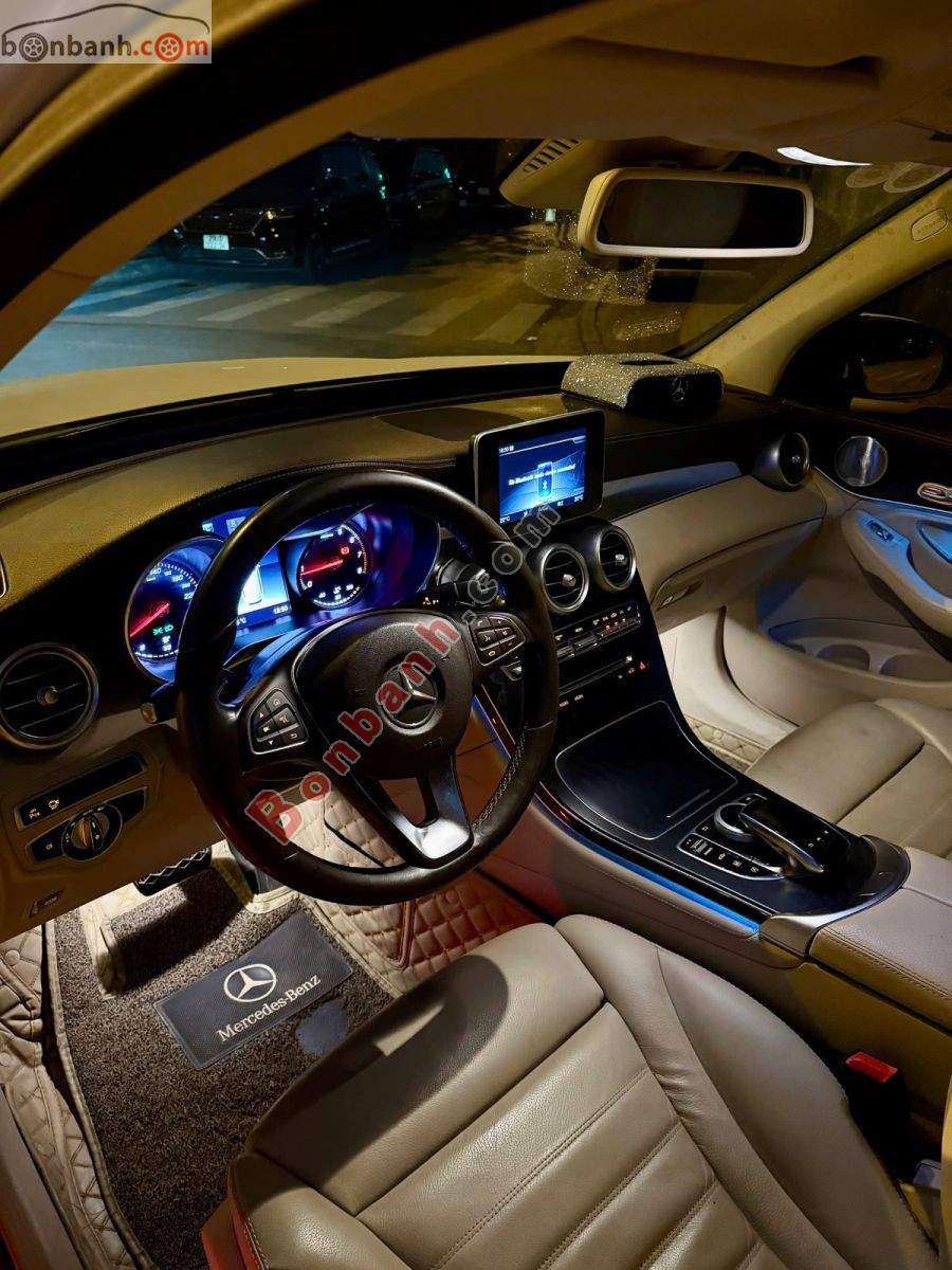 Bán ô tô Mercedes Benz GLC 300 4Matic - 2018 - xe cũ
