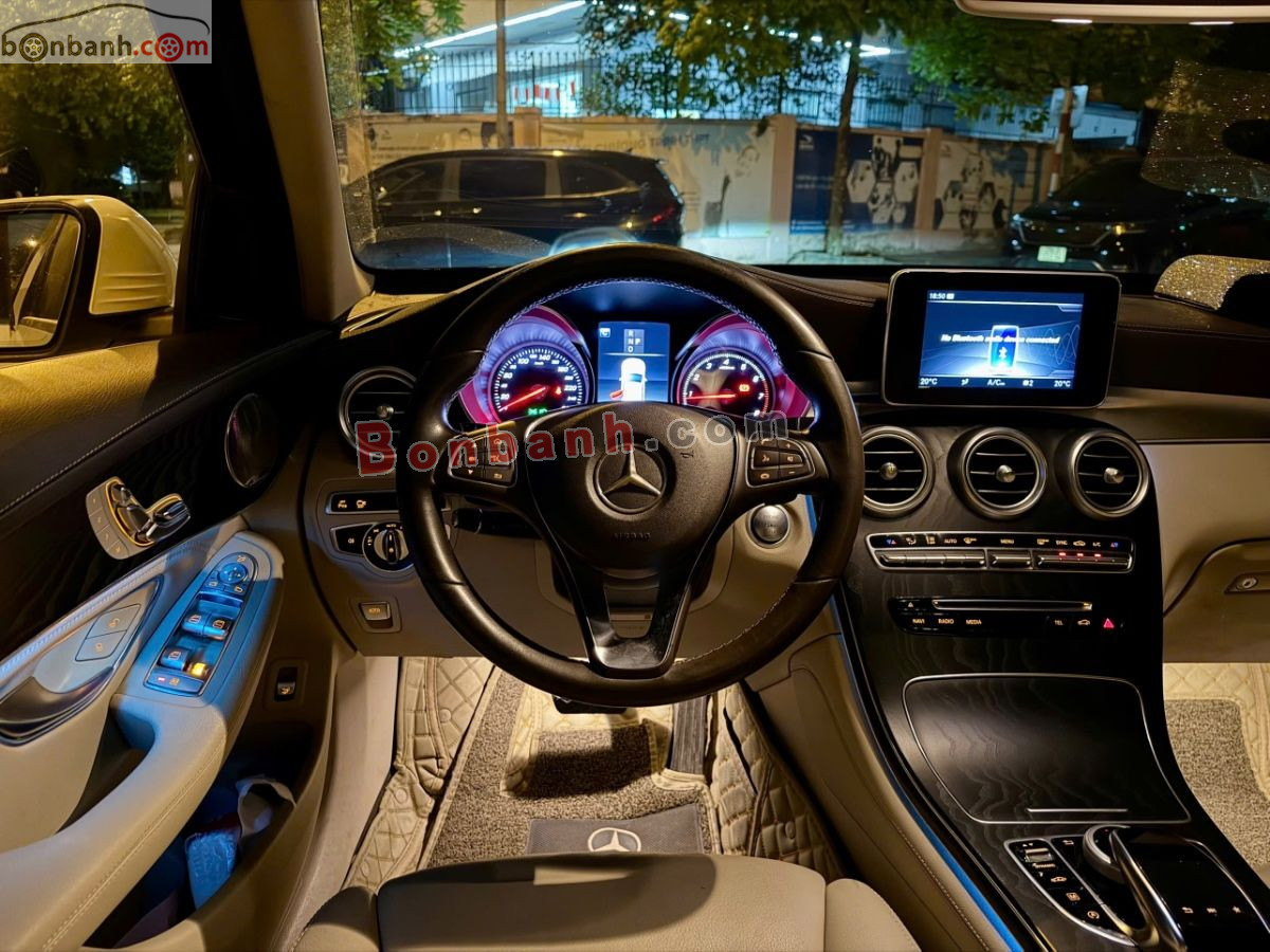 Bán ô tô Mercedes Benz GLC 300 4Matic - 2018 - xe cũ