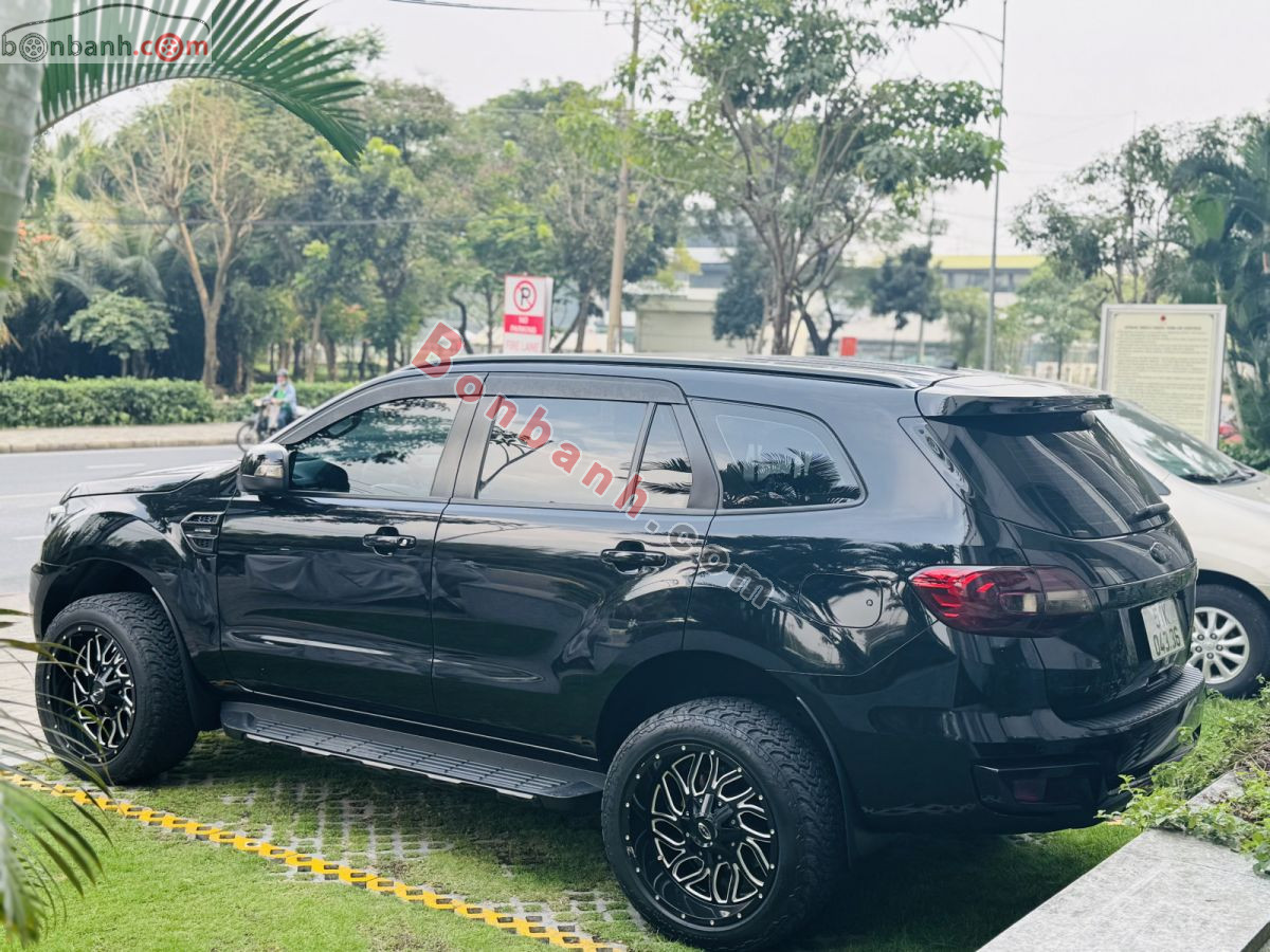 Bán ô tô Ford Everest Titanium 2.0L 4x4 AT - 2021 - xe cũ