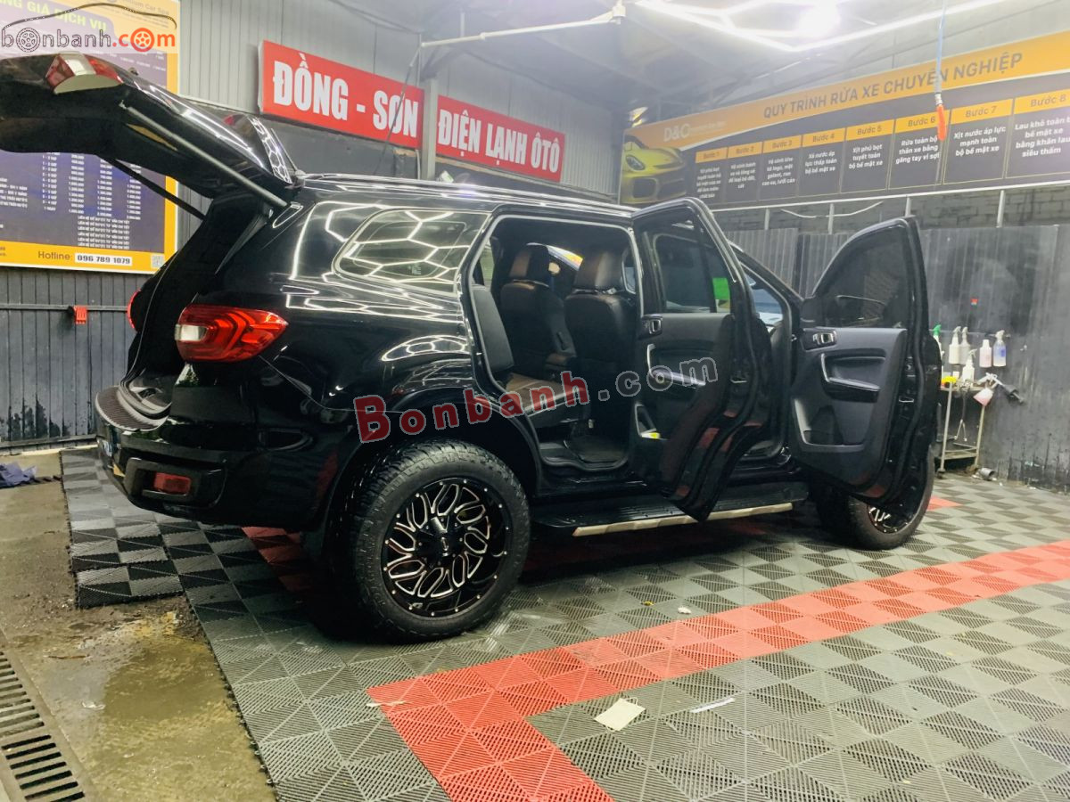 Bán ô tô Ford Everest Titanium 2.0L 4x4 AT - 2021 - xe cũ