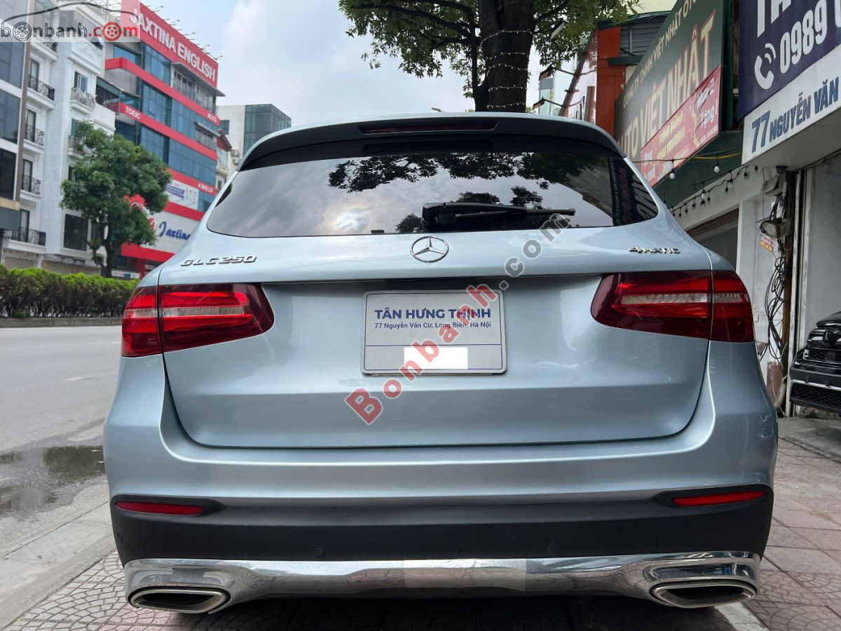 Bán ô tô Mercedes Benz GLC 250 4Matic - 2017 - xe cũ