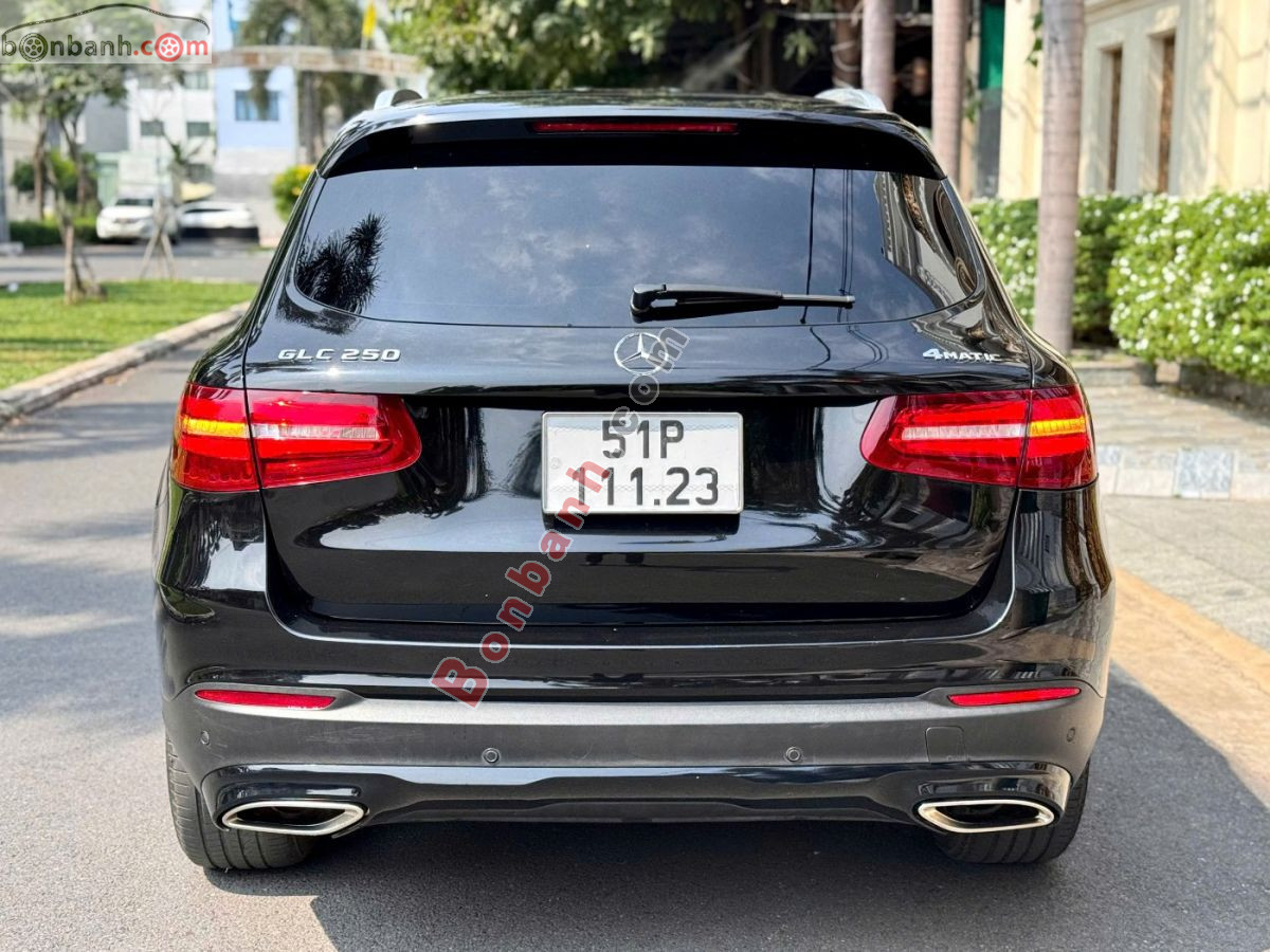 Bán ô tô Mercedes Benz GLC 250 4Matic - 2017 - xe cũ