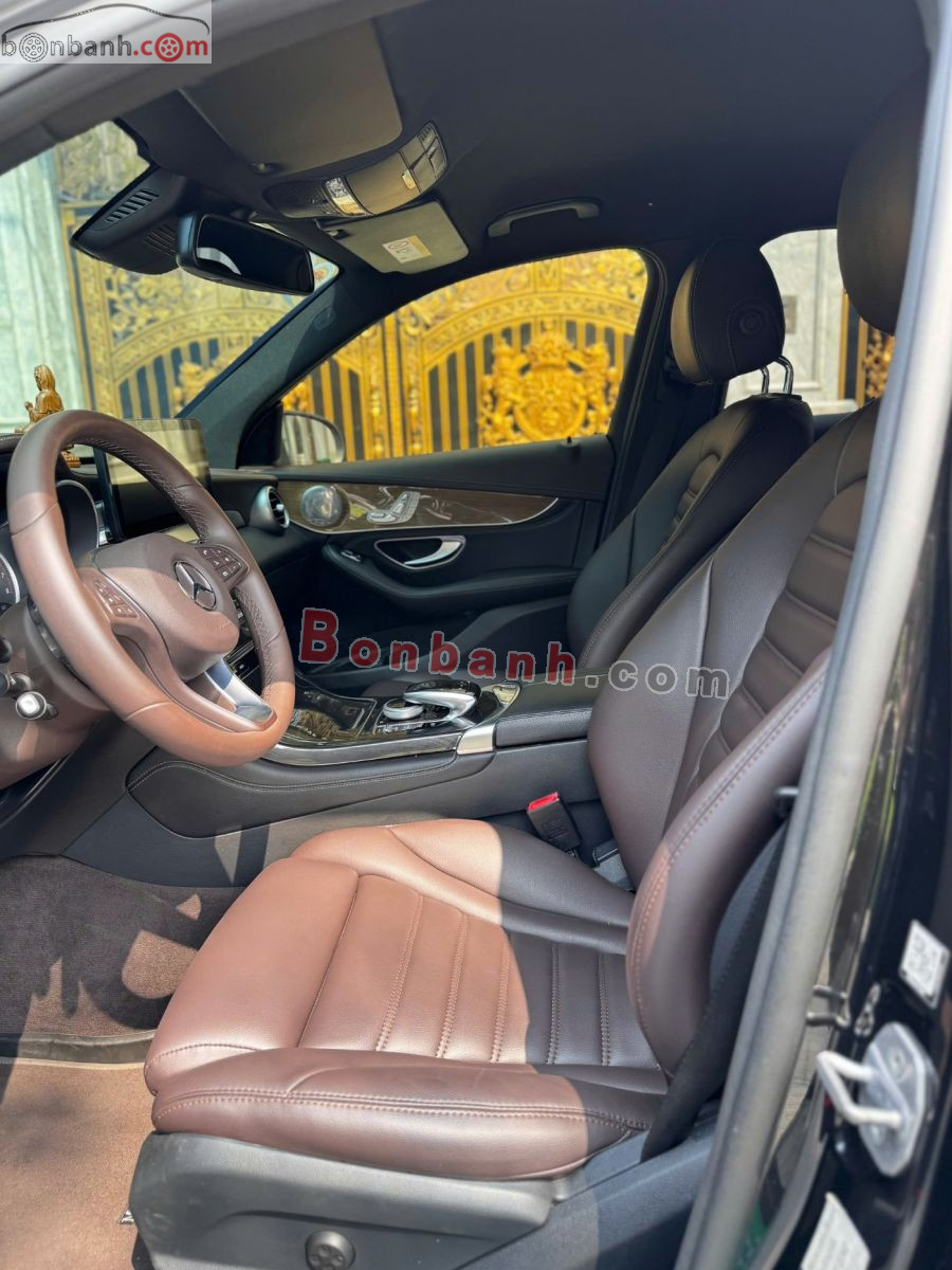 Bán ô tô Mercedes Benz GLC 250 4Matic - 2017 - xe cũ
