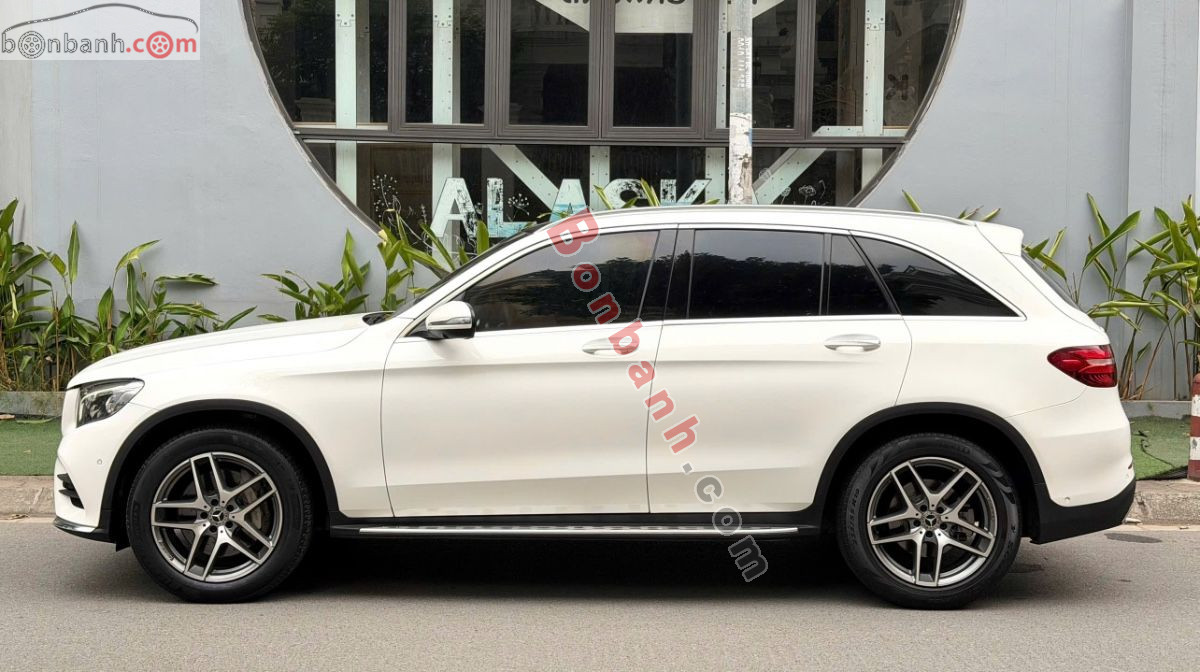 Bán ô tô Mercedes Benz GLC 300 4Matic - 2017 - xe cũ