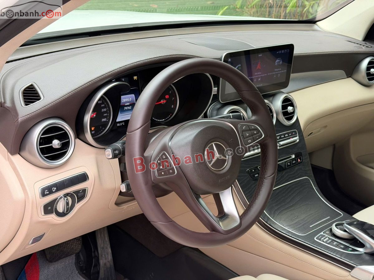 Bán ô tô Mercedes Benz GLC 300 4Matic - 2017 - xe cũ