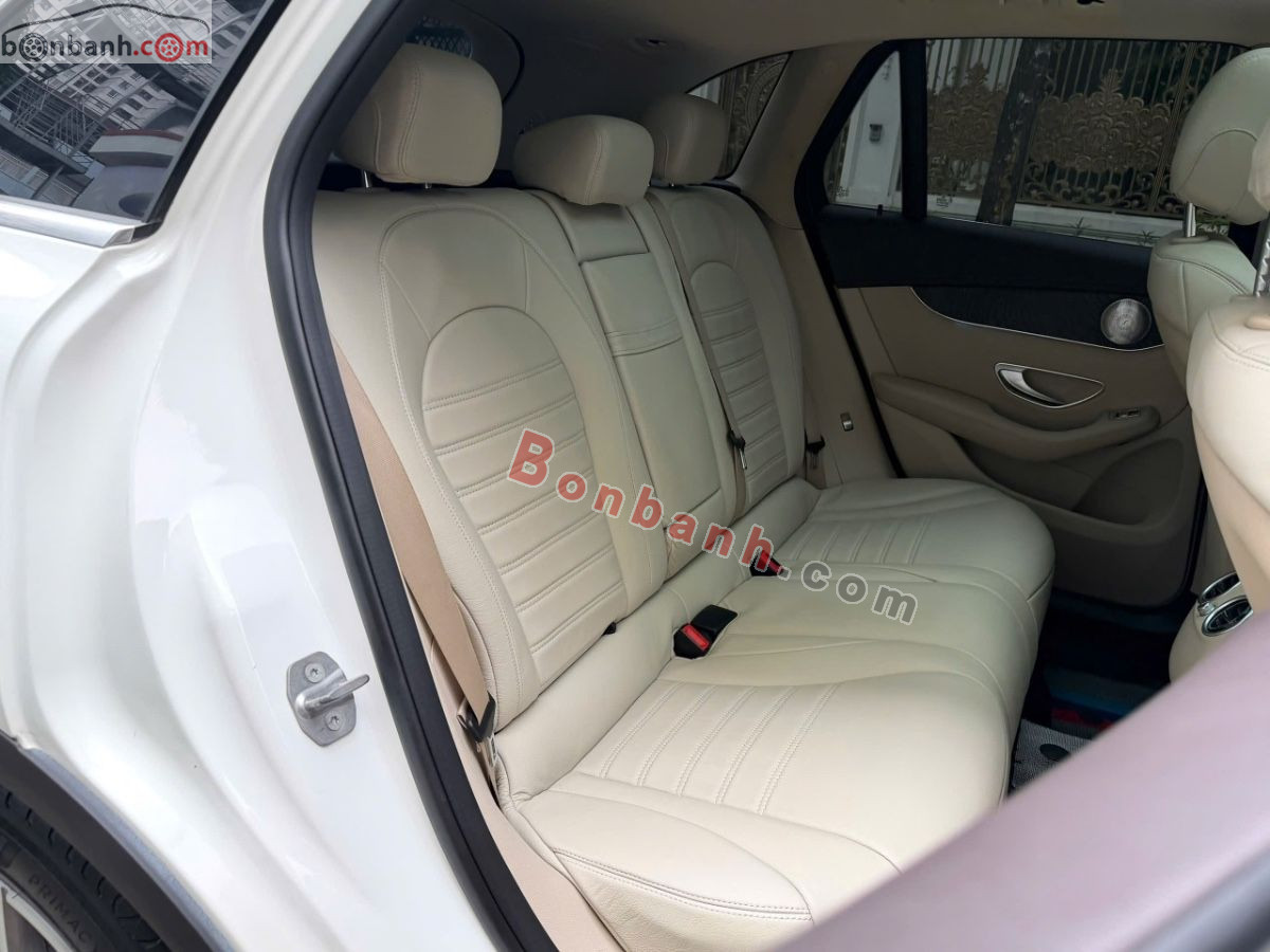 Bán ô tô Mercedes Benz GLC 300 4Matic - 2017 - xe cũ
