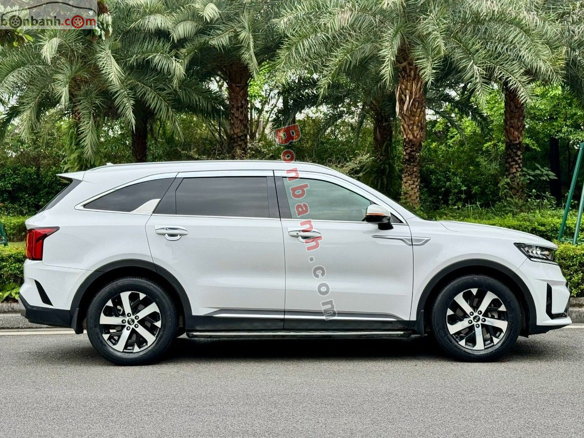Bán ô tô Kia Sorento Luxury 2.2 AT - 2021 - xe cũ