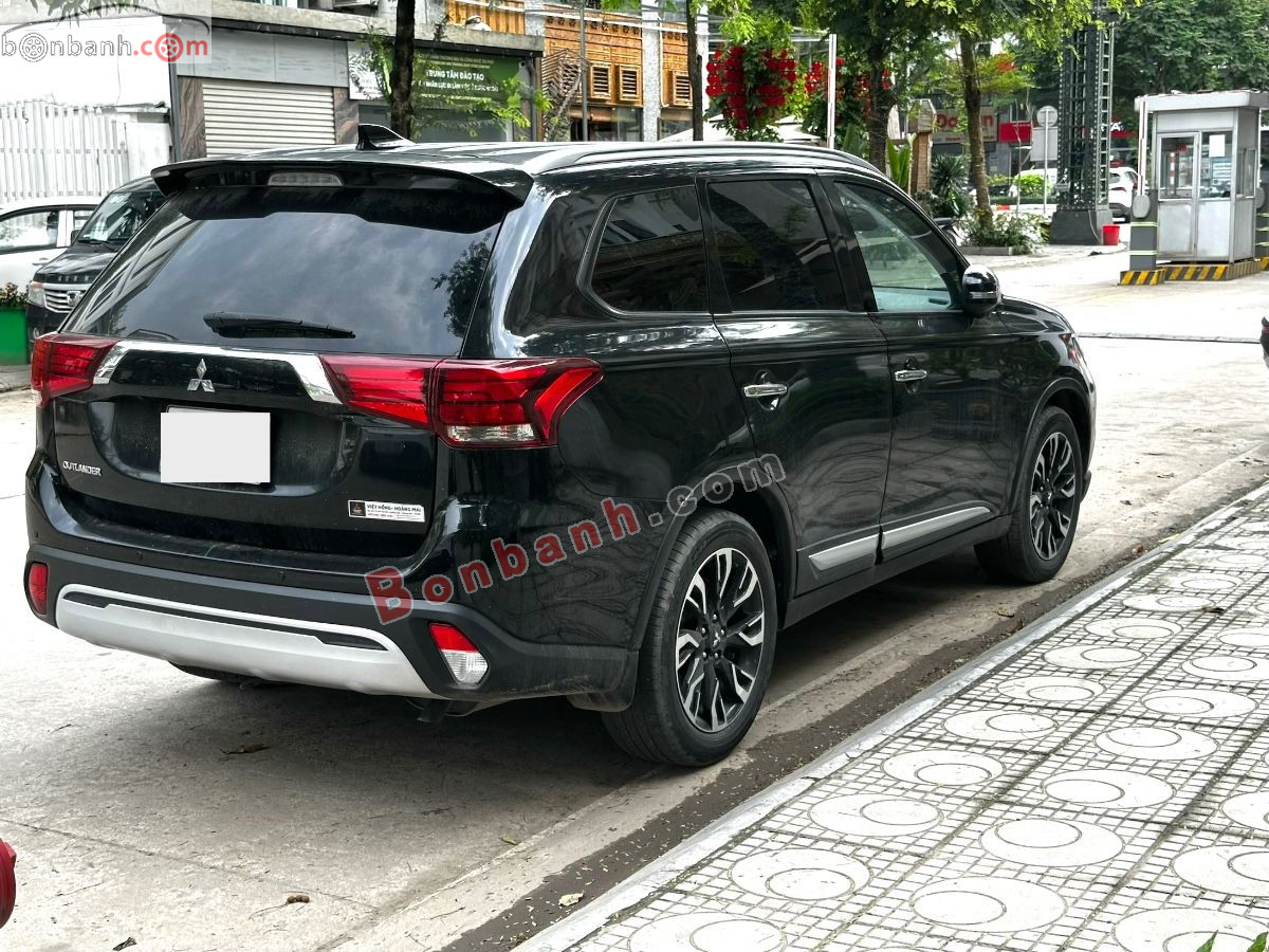 Bán ô tô Mitsubishi Outlander 2.0 CVT - 2021 - xe cũ