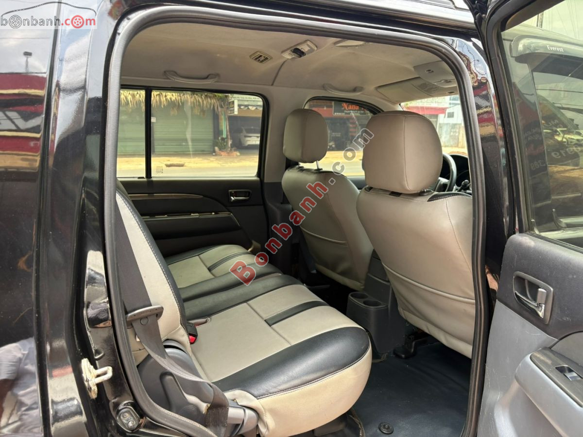 Bán ô tô Ford Everest 2.5L 4x2 AT - 2013 - xe cũ