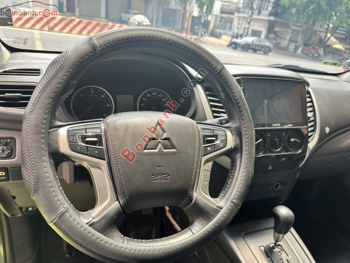 Bán ô tô Mitsubishi Triton 4x2 AT - 2018 - xe cũ