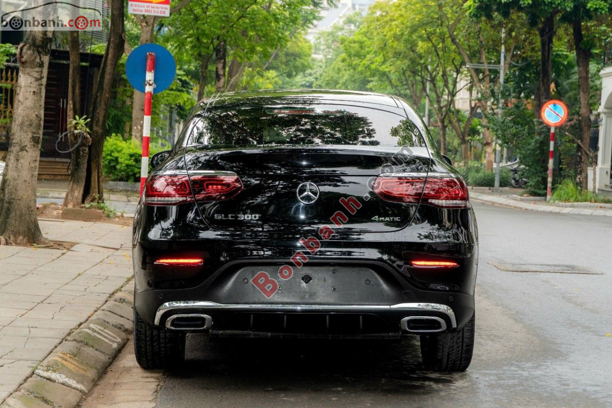 Bán ô tô Mercedes Benz GLC 300 4Matic Coupe - 2022 - xe cũ