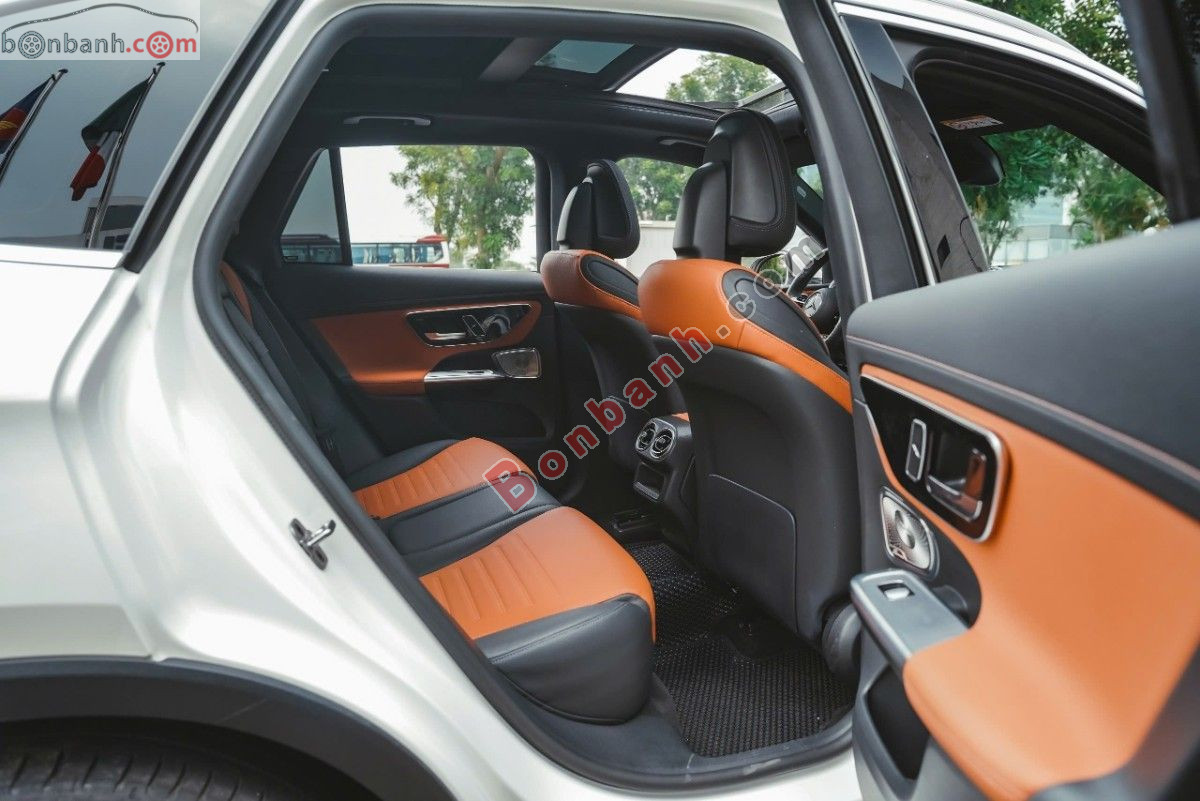 Bán ô tô Mercedes Benz GLC 300 4Matic - 2023 - xe cũ