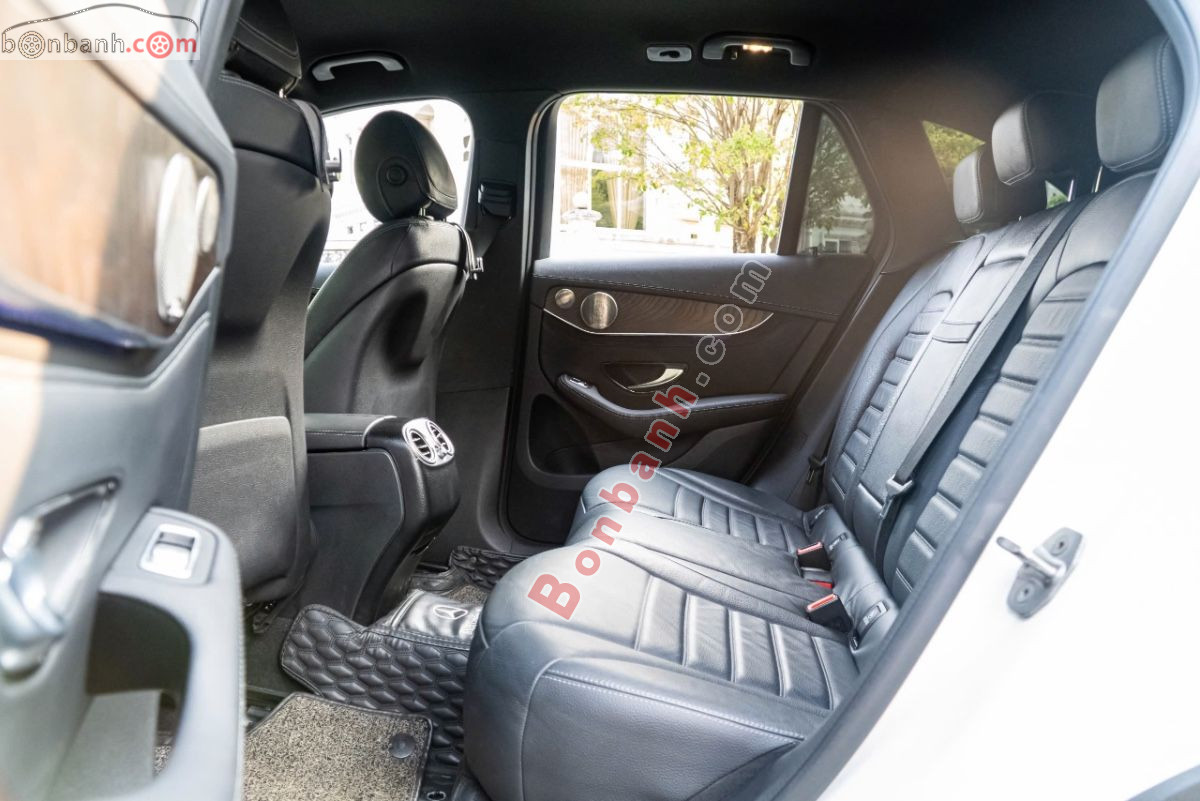 Bán ô tô Mercedes Benz GLC 200 4Matic - 2021 - xe cũ