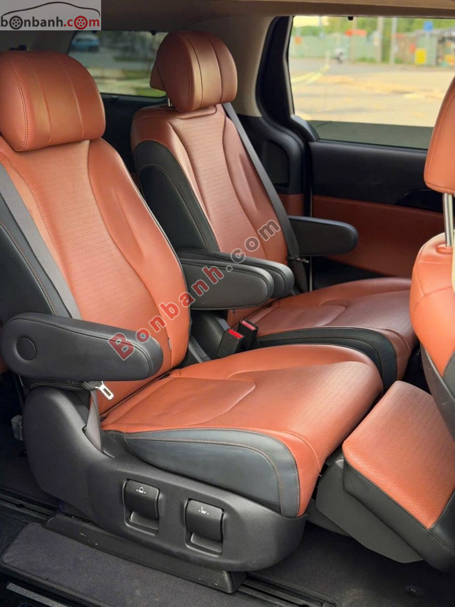 Bán ô tô Kia Carnival Premium 2.2D - 2022 - xe cũ