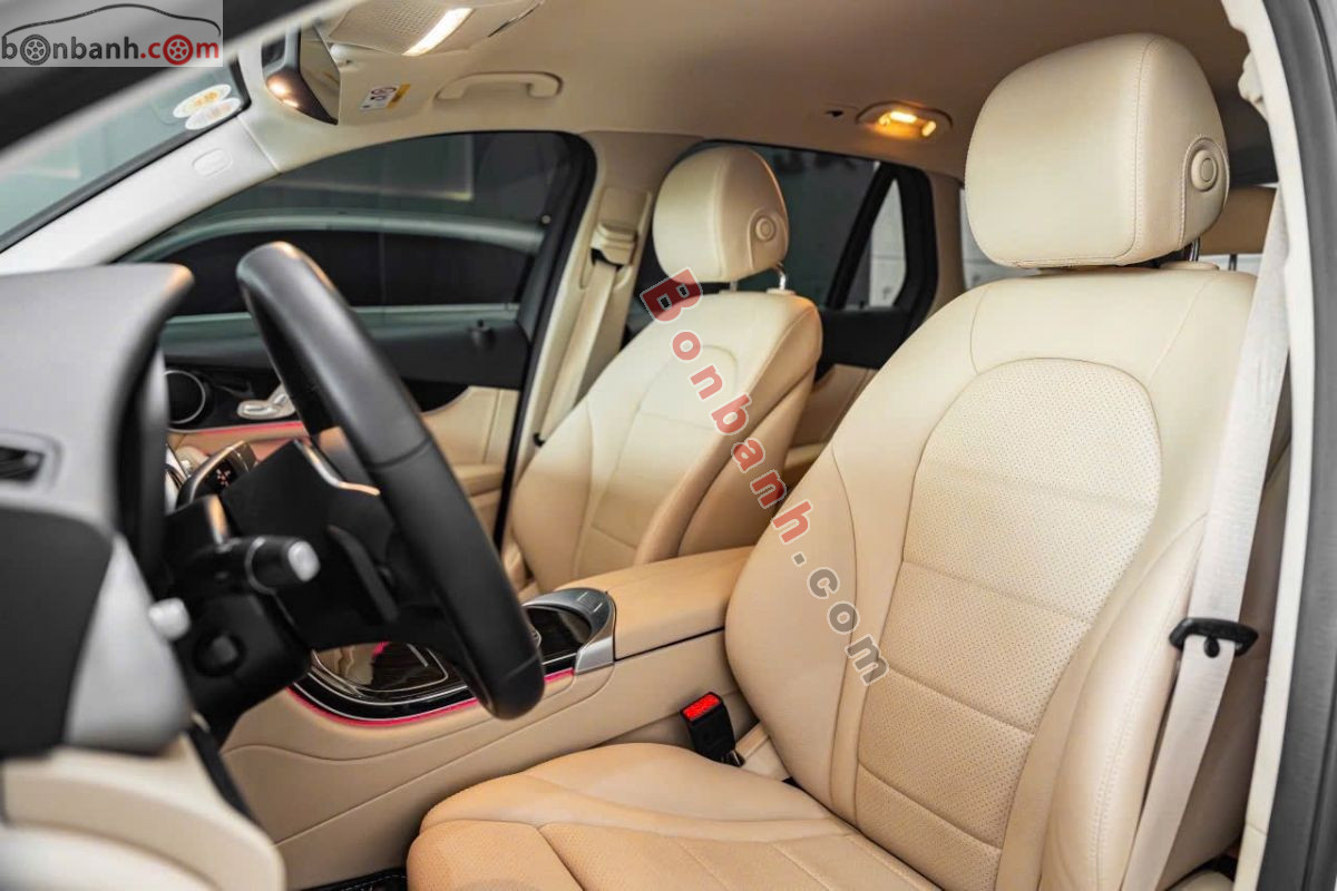 Bán ô tô Mercedes Benz GLC 200 - 2022 - xe cũ