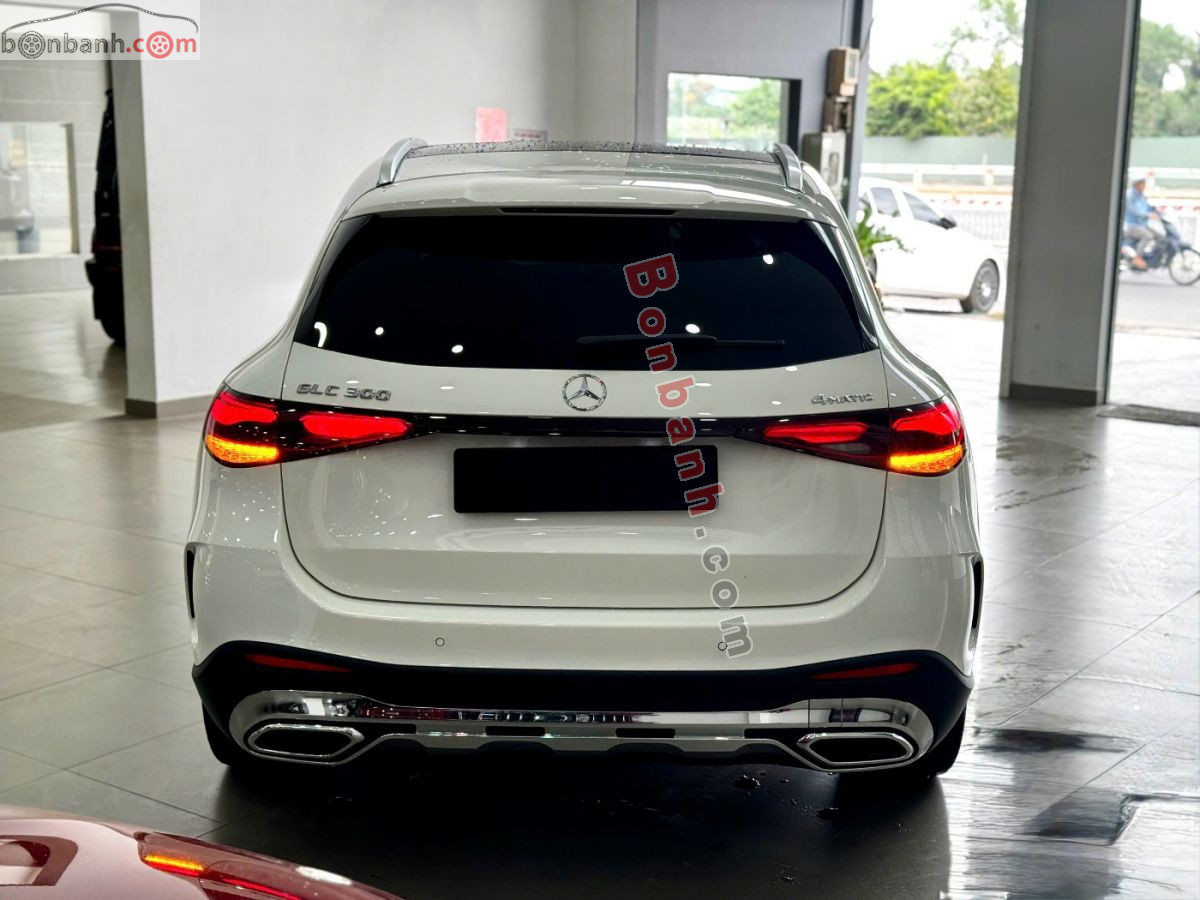 Bán ô tô Mercedes Benz GLC 300 4Matic - 2023 - xe cũ