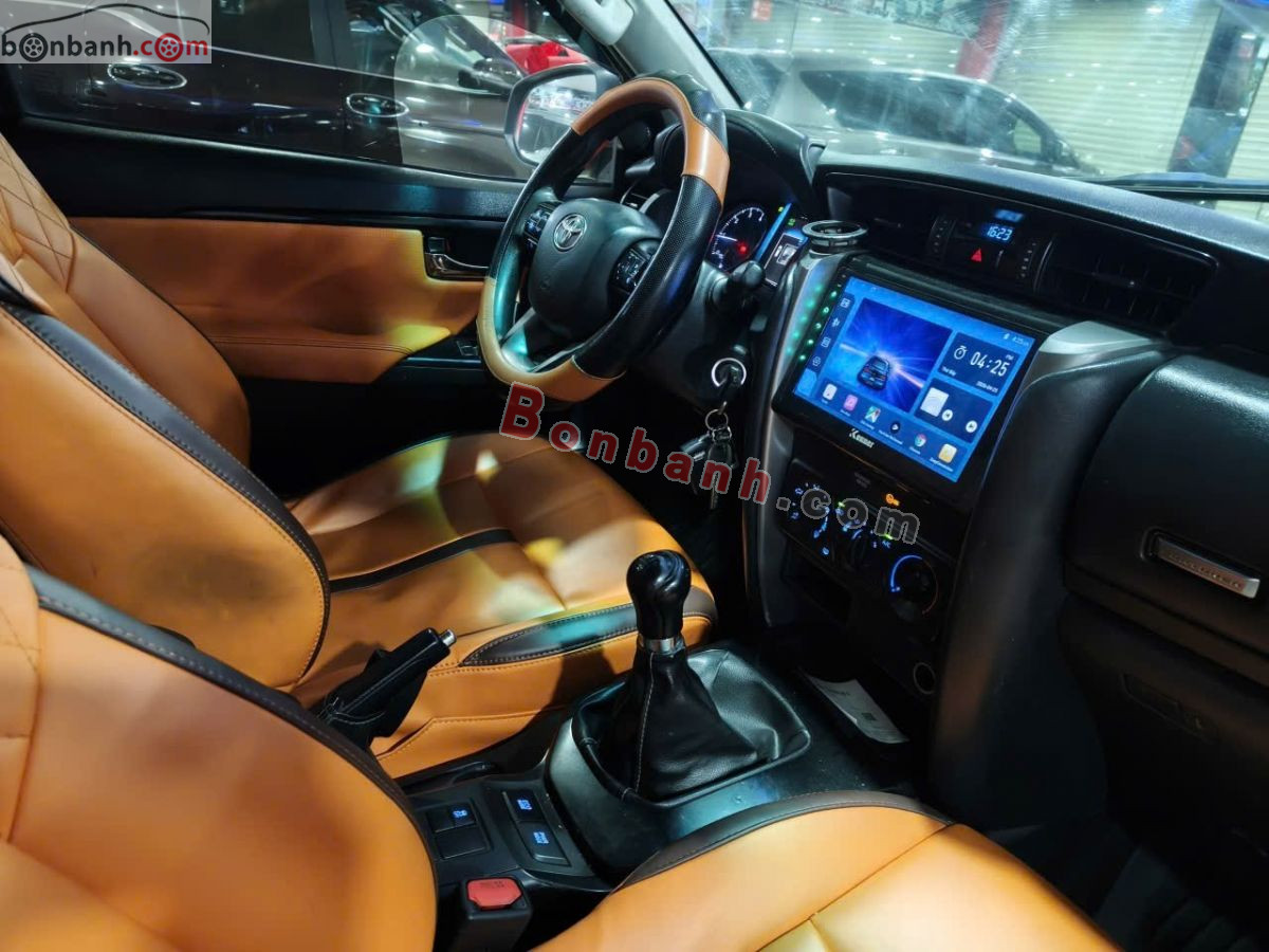 Bán ô tô Toyota Fortuner 2.4G 4x2 MT - 2021 - xe cũ