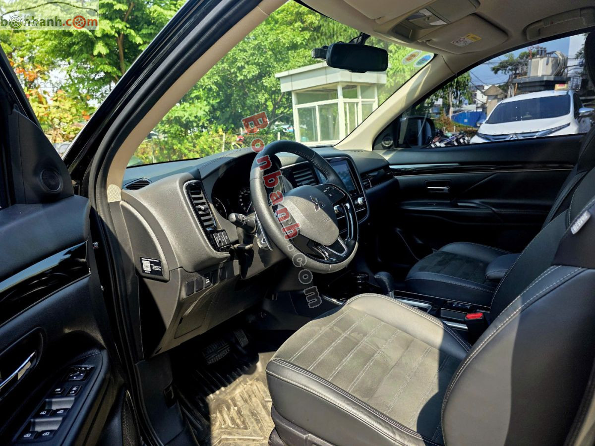 Bán ô tô Mitsubishi Outlander 2.0 CVT - 2024 - xe cũ
