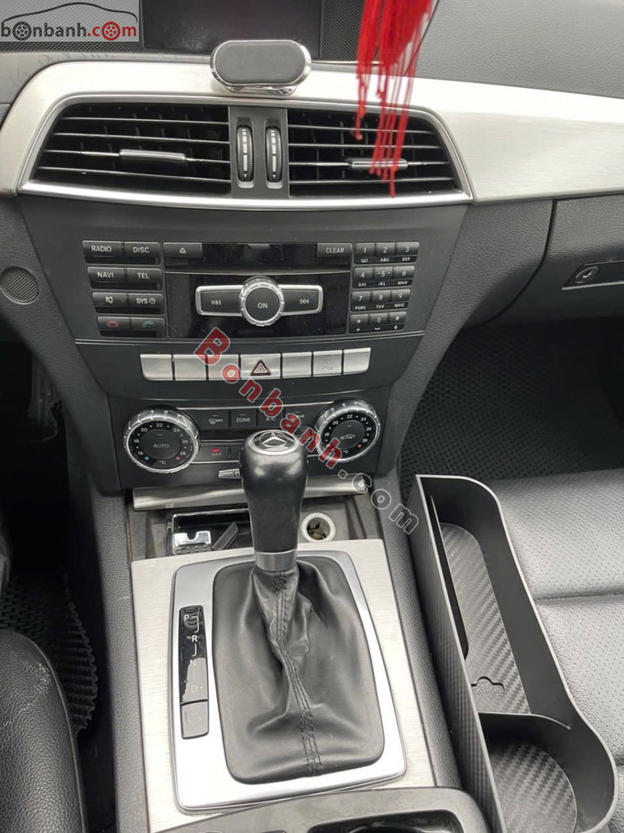 Bán ô tô Mercedes Benz C class C250 - 2011 - xe cũ