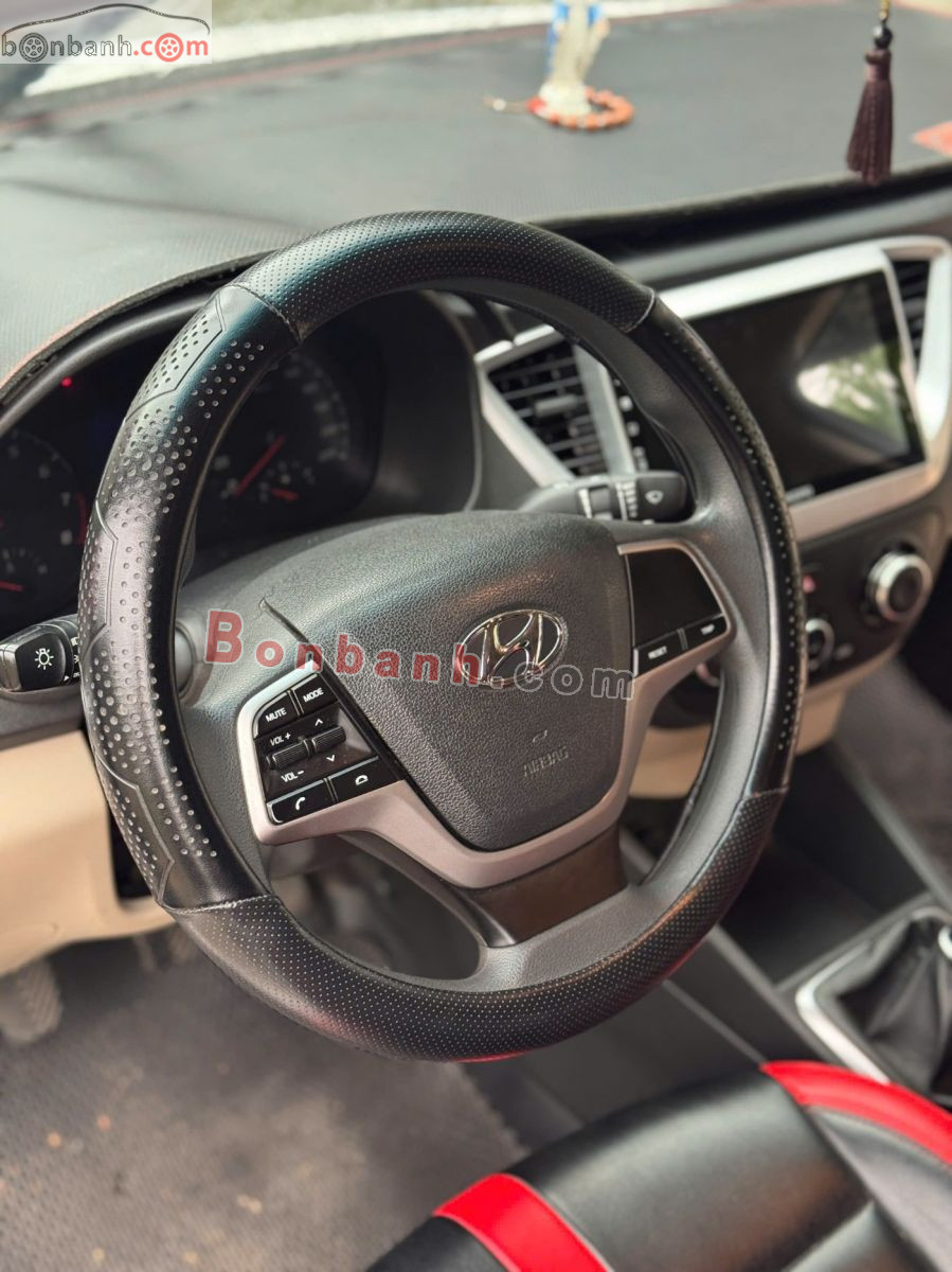 Bán ô tô Hyundai Accent 1.4 MT Tiêu Chuẩn - 2022 - xe cũ