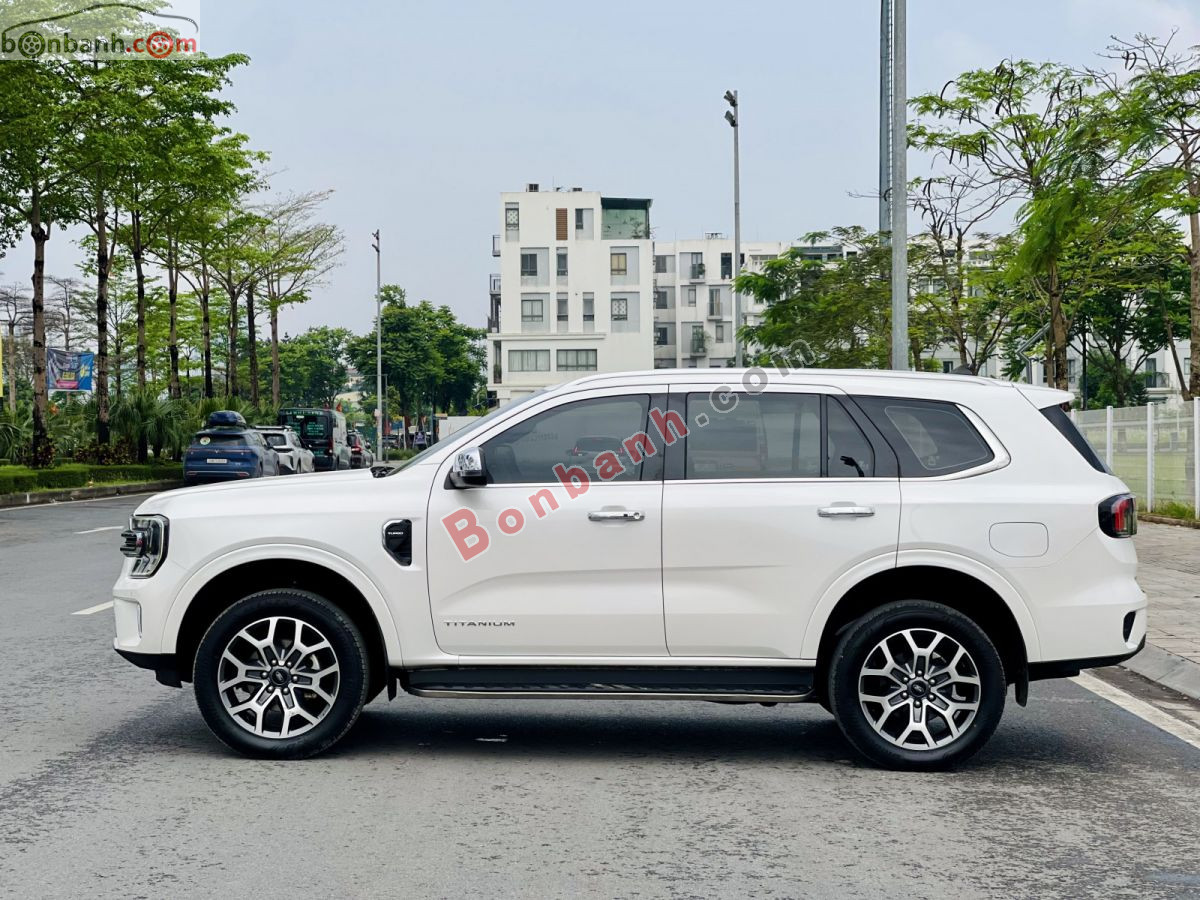 Bán ô tô Ford Everest Titanium 2.0L 4x2 AT - 2022 - xe cũ