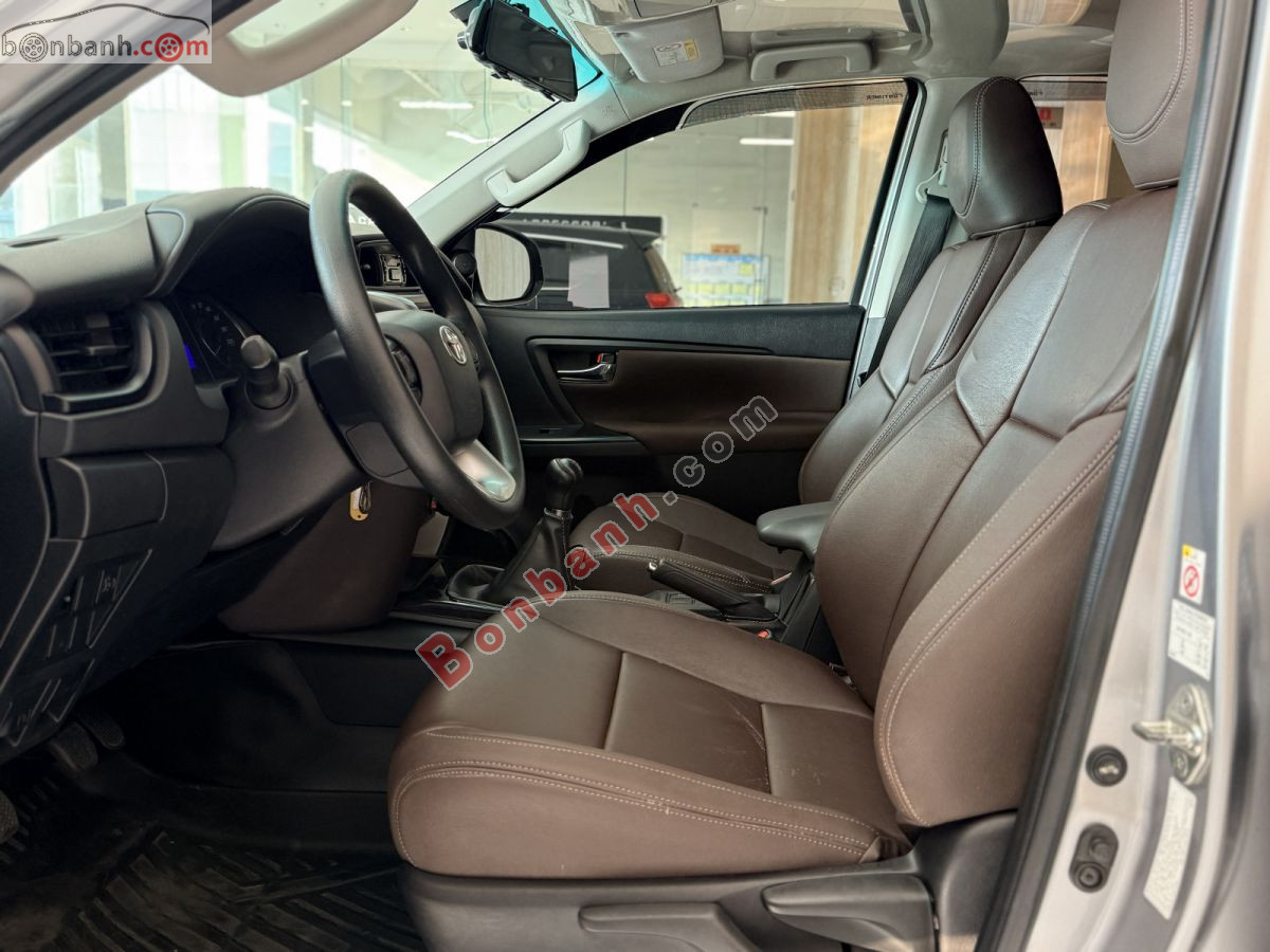 Bán ô tô Toyota Fortuner 2.4G 4x2 MT - 2019 - xe cũ