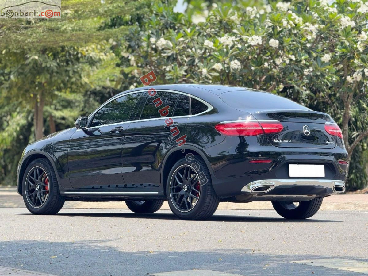 Bán ô tô Mercedes Benz GLC 300 Coupe 4Matic - 2018 - xe cũ