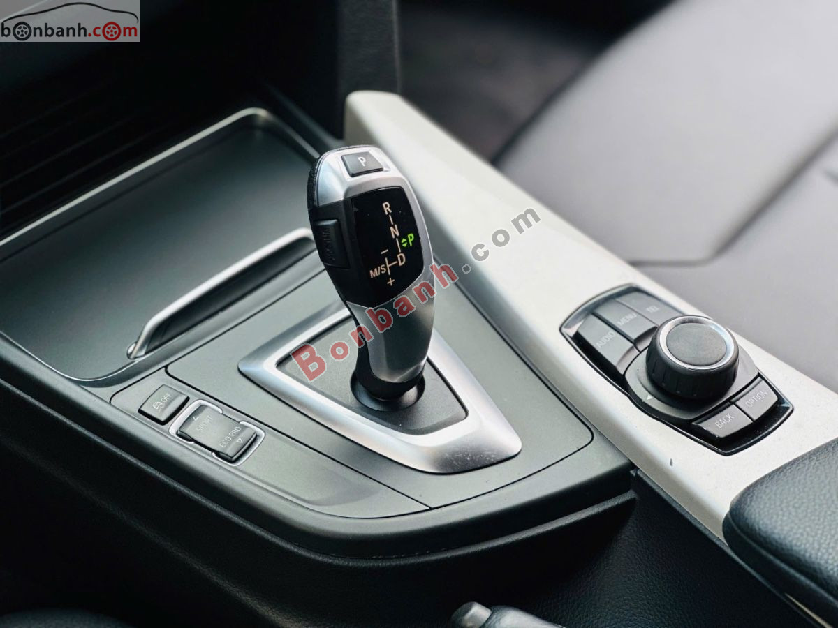 Bán ô tô BMW 3 Series 320i - 2016 - xe cũ