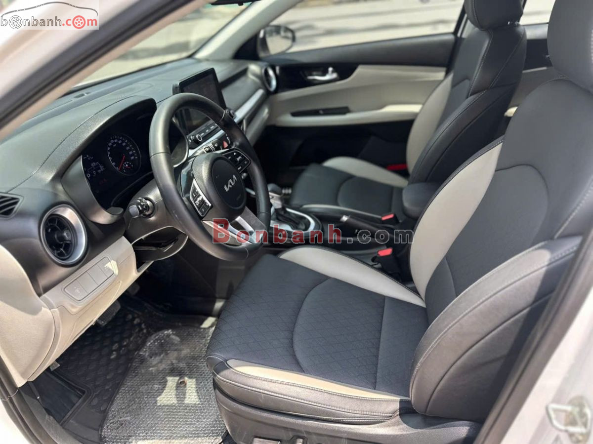 Bán ô tô Kia K3 Luxury 1.6 AT - 2022 - xe cũ