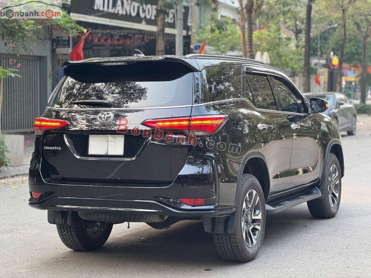 Bán ô tô Toyota Fortuner Legender 2.4L 4x2 AT - 2024 - xe cũ