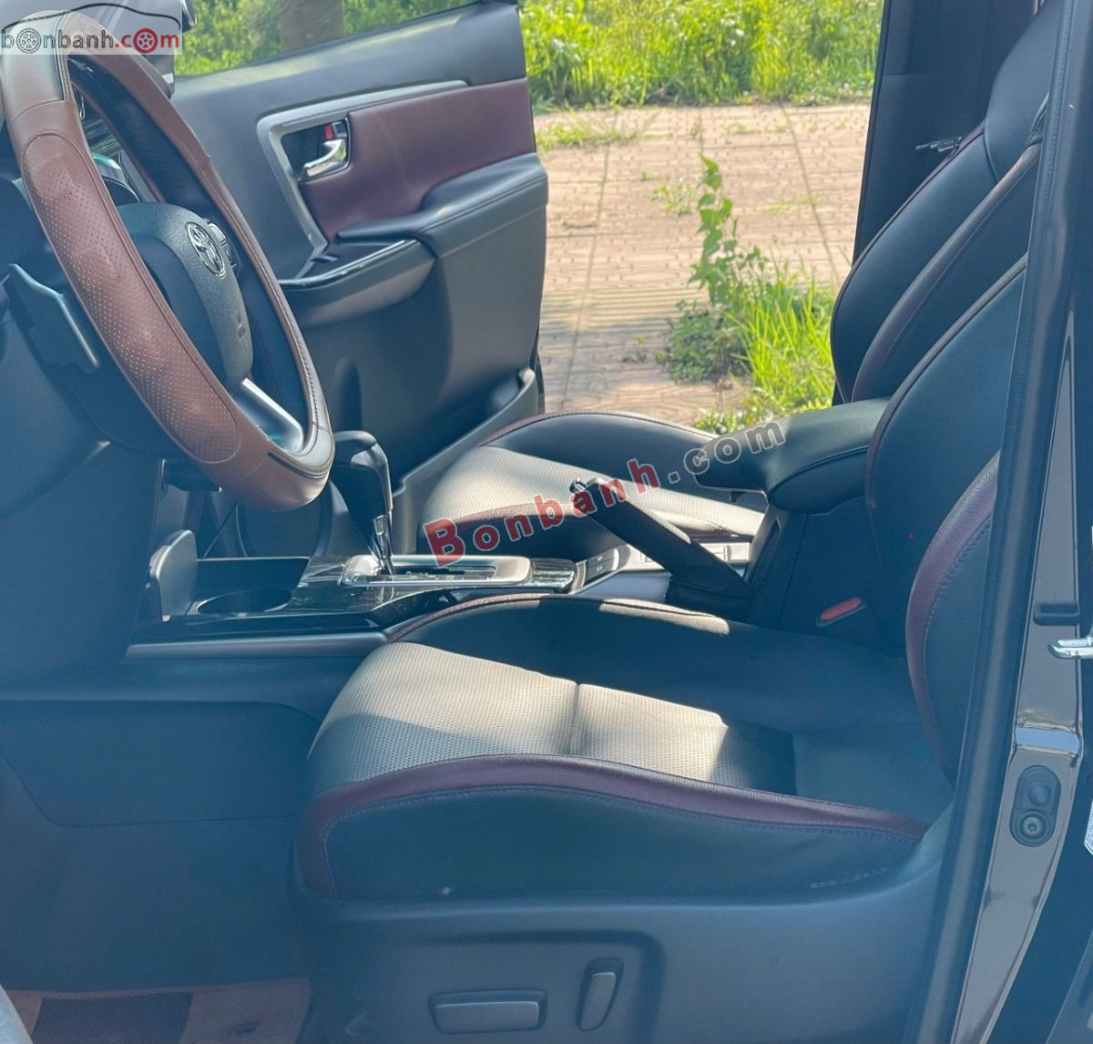 Bán ô tô Toyota Fortuner Legender 2.4L 4x2 AT - 2024 - xe cũ