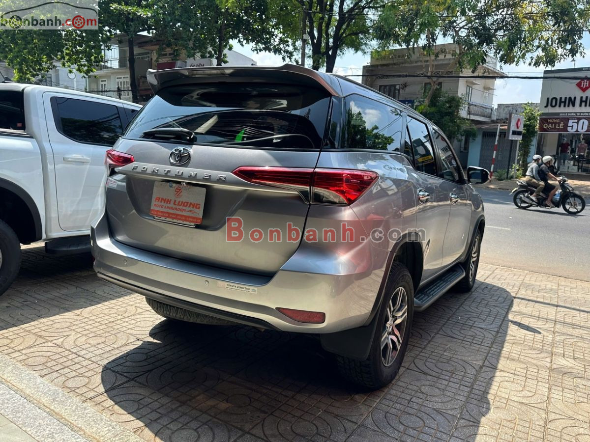 Bán ô tô Toyota Fortuner 2.4G 4x2 MT - 2017 - xe cũ