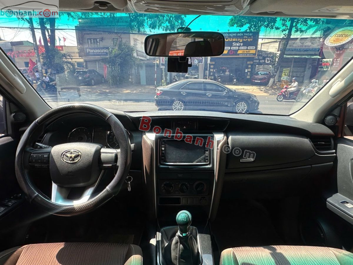 Bán ô tô Toyota Fortuner 2.4G 4x2 MT - 2017 - xe cũ