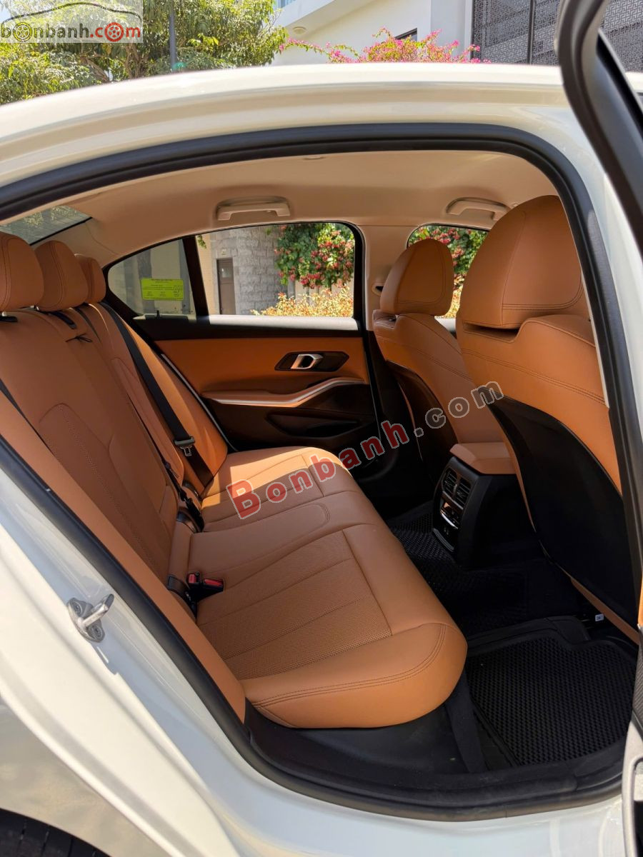 Bán ô tô BMW 3 Series 320i Sport Line - 2024 - xe cũ