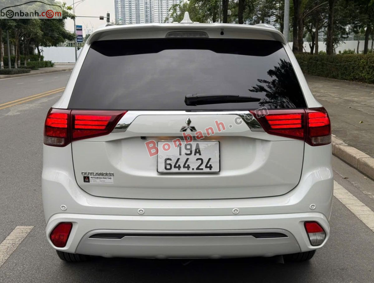 Bán ô tô Mitsubishi Outlander 2.0 CVT - 2024 - xe cũ