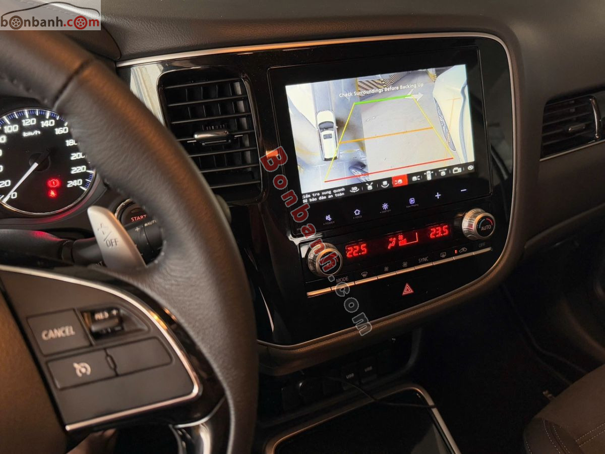 Bán ô tô Mitsubishi Outlander 2.0 CVT - 2024 - xe cũ