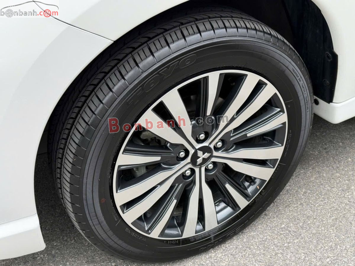 Bán ô tô Mitsubishi Outlander 2.0 CVT - 2024 - xe cũ