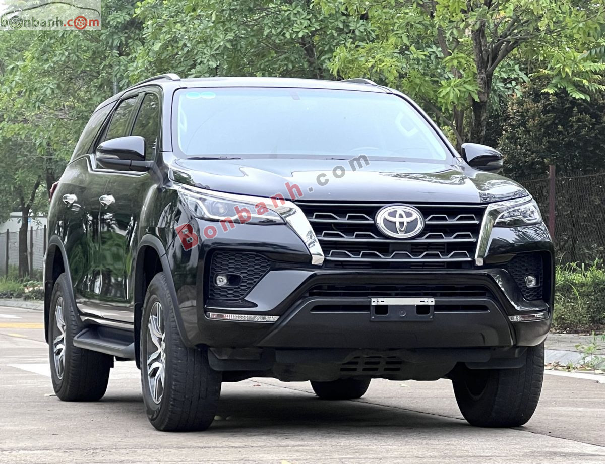 Bán ô tô Toyota Fortuner 2.4L 4x2 AT - 2022 - xe cũ